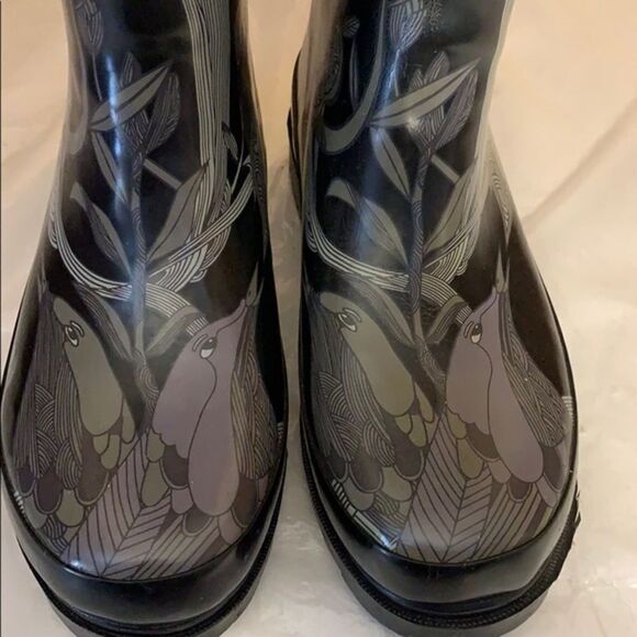 The Sak Signature Tall Rubber Rain Boots Size 6 - Picture 4 of 10